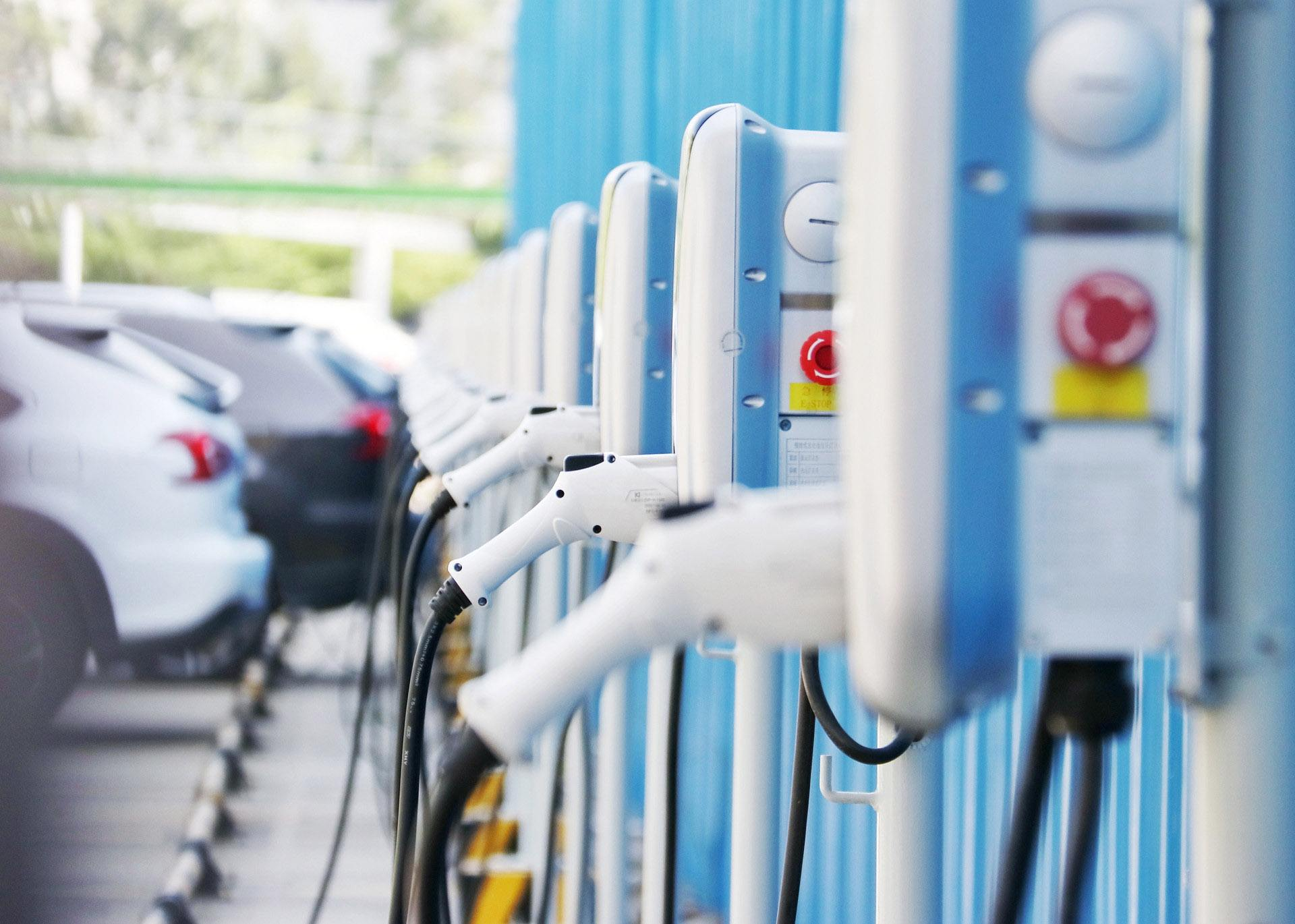 軟板之電動(dòng)汽車充電也是筆大生意？